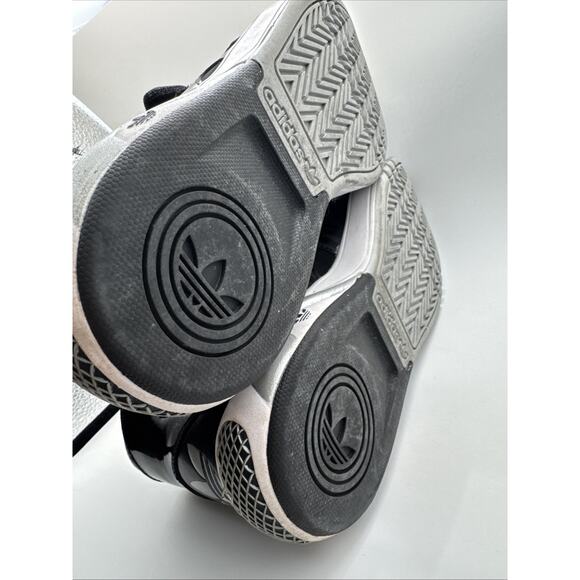 Womens Adidas Round HouseMid W - Q33015 Black Silver White Trainers Size 7 Clean - Picture 10 of 14